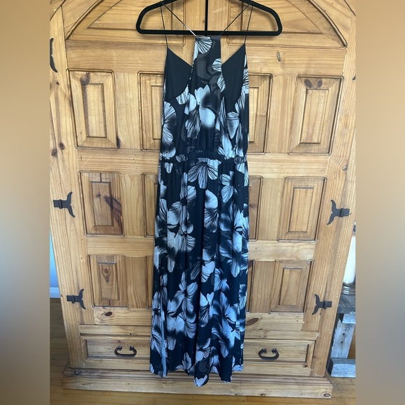 RW&CO Floral Summer Maxi Dress - Picture 7 of 7